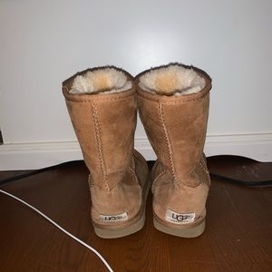 UGG Shoes - Short Uggs in chestnut UGG Shoes - Short Uggs in chestnut